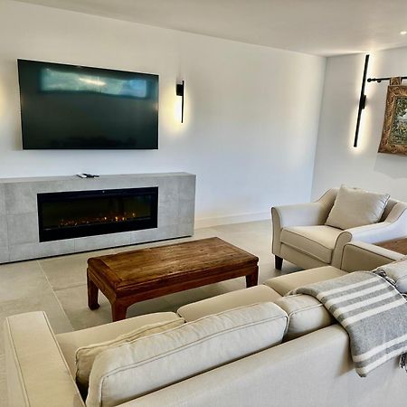 Modern Apartment In Front Of Cabopino Golf 마르베야 외부 사진