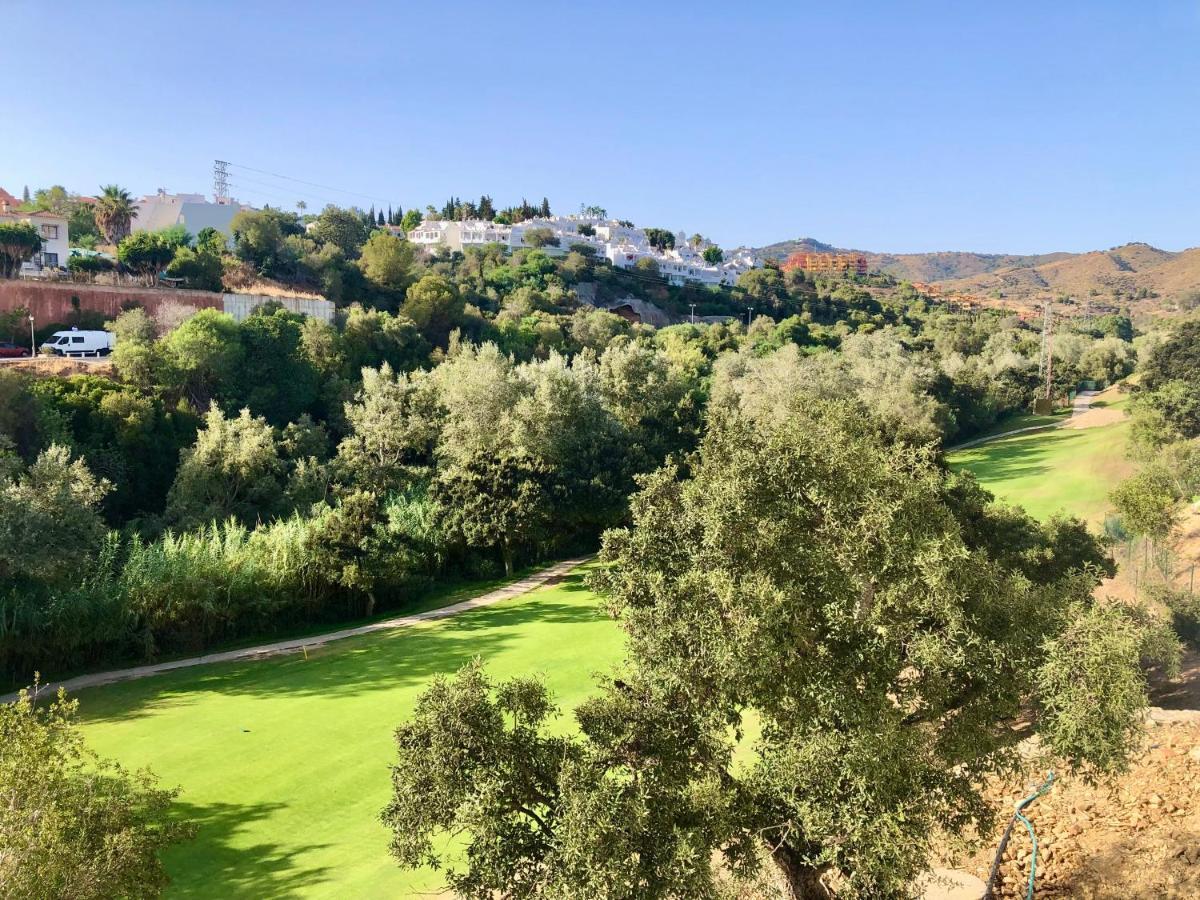 Modern Apartment In Front Of Cabopino Golf 마르베야 외부 사진