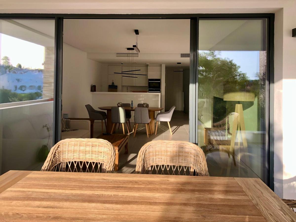 Modern Apartment In Front Of Cabopino Golf 마르베야 외부 사진